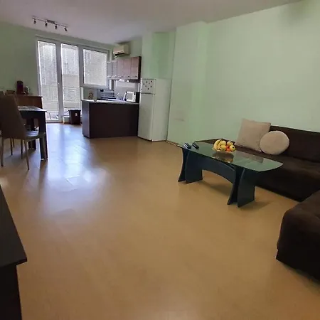 Minimalistic 1br Flat With A Parking Spot Apartamento Varna