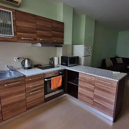 Apartment Minimalist 1Br Flat With Free 24-Hour Monitored Garage Varna