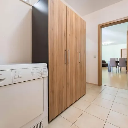 Apartman Minimalistic 1br Flat With A Parking Spot *